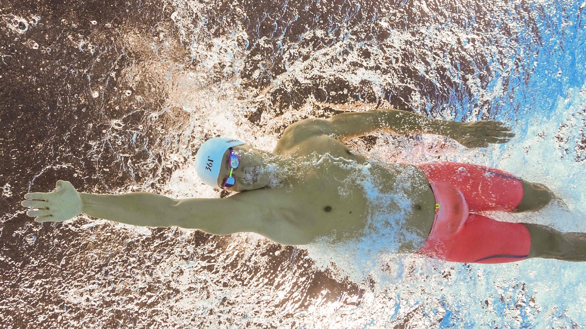 弗朗索瓦·斯图尔特：凭借丰富经验，成为南非队稳健中场的支柱